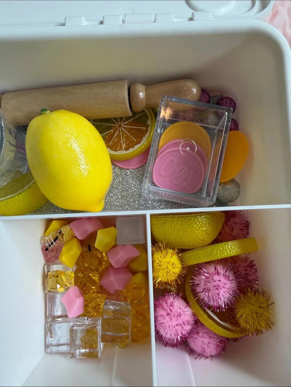Young + Wild and Friedman Full Size Sensory Kit - Pink Lemonade with Accessories